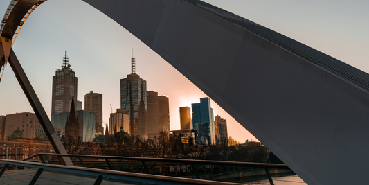 Smoking vs Vaping: Which Is the Safer Choice?